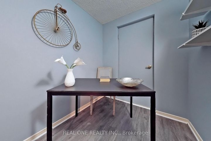 Photo 44 at 1960 Pimlico Court, Central Erin Mills, Mississauga