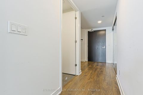 Photo 7 at 1710 - 501 Yonge Street, Yonge Corridor, Toronto