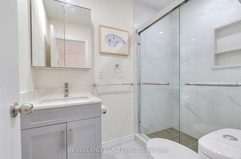 Photo 21 at 52 Fairglen Avenue, L'Amoreaux, Toronto