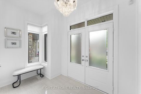 Photo 8 at 42 Alistair Crescent, Kleinburg, Vaughan