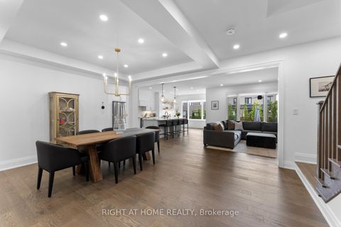 Photo 11 at 42 Alistair Crescent, Kleinburg, Vaughan