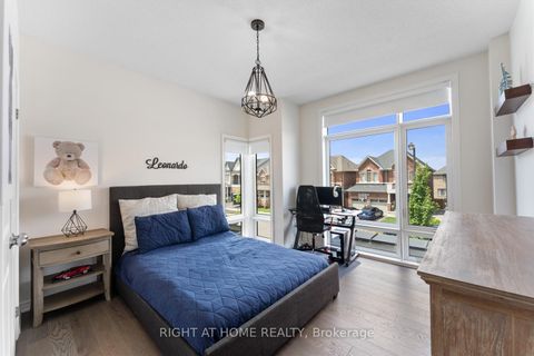 Photo 29 at 42 Alistair Crescent, Kleinburg, Vaughan