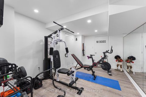 Photo 35 at 42 Alistair Crescent, Kleinburg, Vaughan