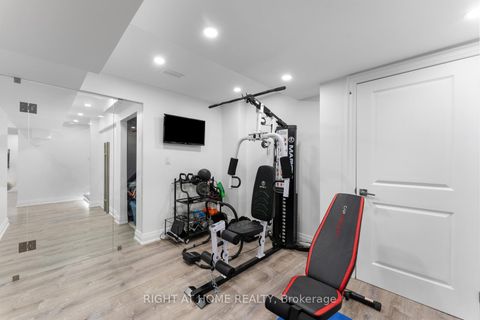 Photo 36 at 42 Alistair Crescent, Kleinburg, Vaughan
