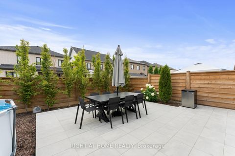 Photo 38 at 42 Alistair Crescent, Kleinburg, Vaughan
