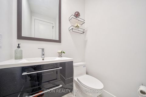 Photo 10 at 38 Uno Drive, Queensway, Toronto