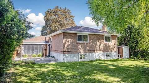 Photo 2 at 19 Nymark Avenue, Don Valley Village, Toronto