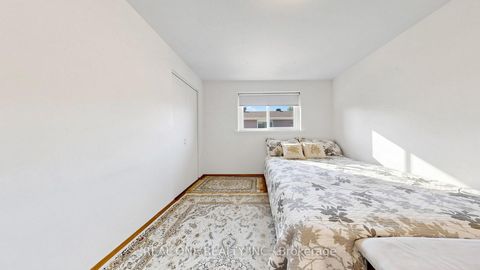 Photo 16 at 19 Nymark Avenue, Don Valley Village, Toronto