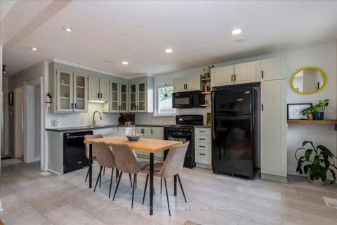 Photo 4 at 18 Agnes Street, Wellington, Barrie