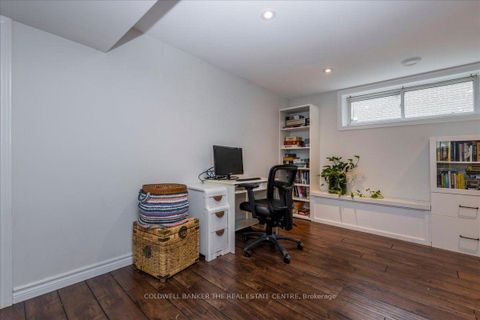 Photo 14 at 18 Agnes Street, Wellington, Barrie