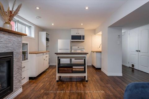 Photo 18 at 18 Agnes Street, Wellington, Barrie