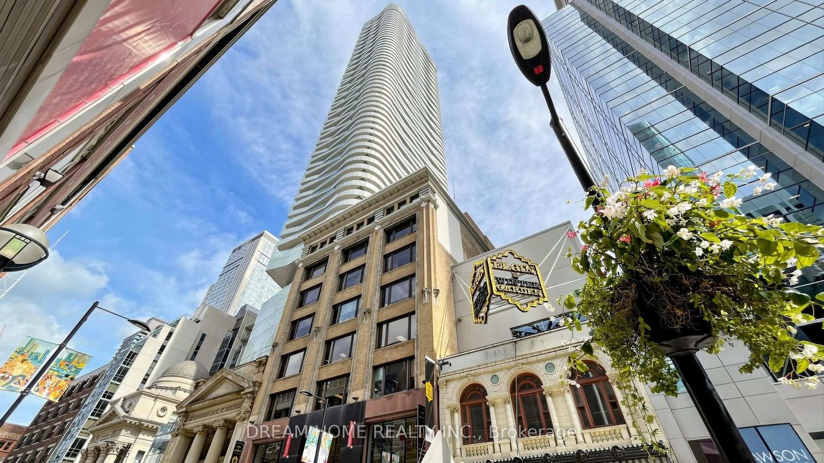 1701 - 197 YONGE ST Street, Yonge Corridor, Toronto 