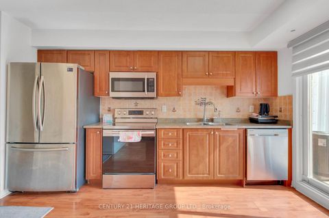 Photo 14 at 24 - 37 Four Winds Drive, York University Heights, Toronto