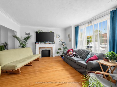 Photo 3 at 981 Avenue Road, Eglinton, Toronto