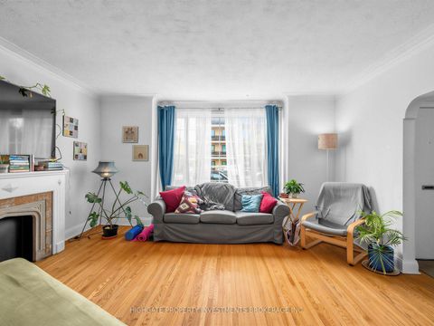Photo 4 at 981 Avenue Road, Eglinton, Toronto