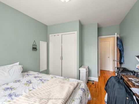 Photo 16 at 981 Avenue Road, Eglinton, Toronto