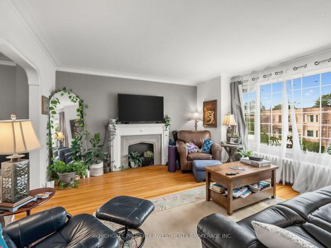Photo 19 at 981 Avenue Road, Eglinton, Toronto