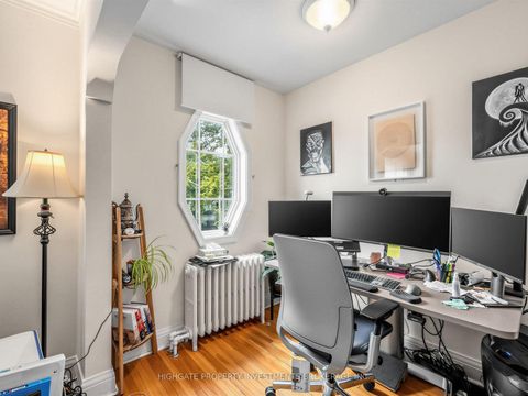 Photo 20 at 981 Avenue Road, Eglinton, Toronto