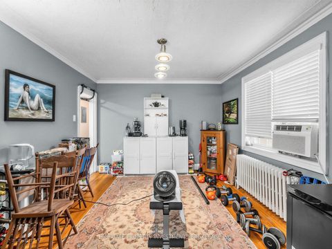 Photo 22 at 981 Avenue Road, Eglinton, Toronto