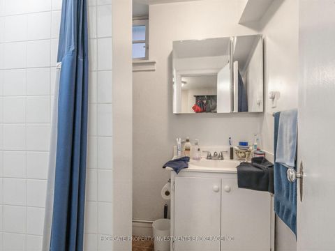 Photo 36 at 981 Avenue Road, Eglinton, Toronto