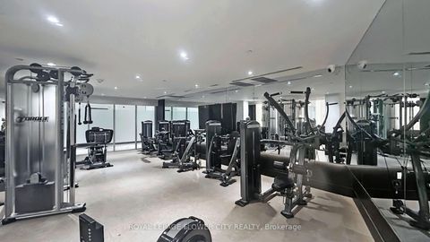 Photo 8 at 325 - 2908 Highway 7 Road, Concord, Vaughan