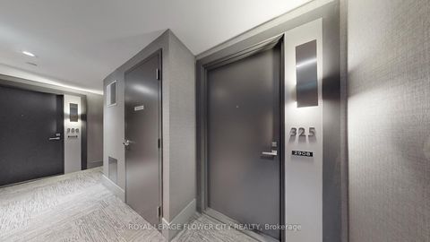 Photo 12 at 325 - 2908 Highway 7 Road, Concord, Vaughan