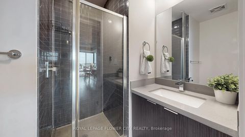 Photo 31 at 325 - 2908 Highway 7 Road, Concord, Vaughan