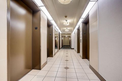 Photo 3 at 639 - 68 Corporate Drive, Woburn, Toronto