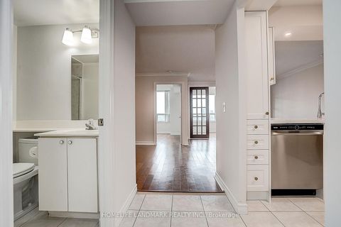 Photo 6 at 639 - 68 Corporate Drive, Woburn, Toronto
