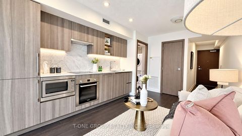 Photo 3 at 1502 - 19 Bathurst Street, Waterfront Communities C1, Toronto