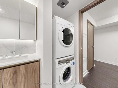 Photo 14 at 1502 - 19 Bathurst Street, Waterfront Communities C1, Toronto
