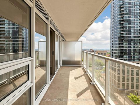 Photo 16 at 1502 - 19 Bathurst Street, Waterfront Communities C1, Toronto