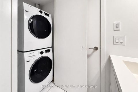 Photo 13 at 4611 - 75 Queens Wharf Road, Waterfront Communities C1, Toronto