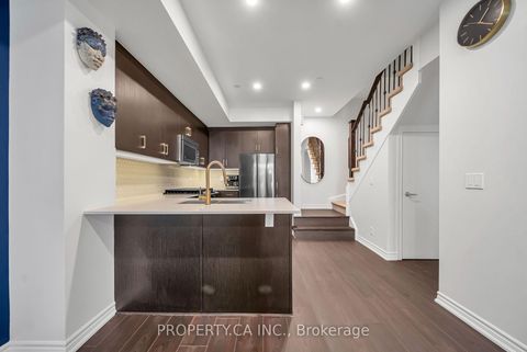 Photo 12 at 7 - 135 Long Branch Avenue, Long Branch, Toronto