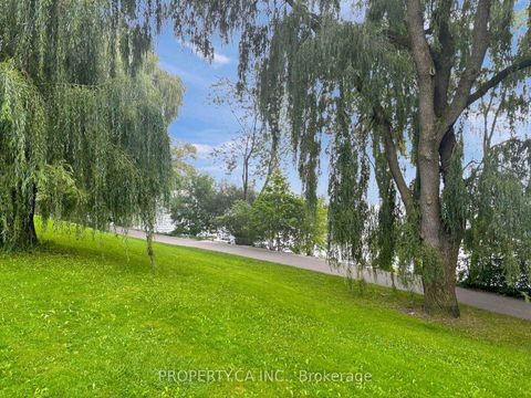 Photo 39 at 7 - 135 Long Branch Avenue, Long Branch, Toronto