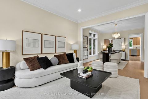 Photo 2 at 162 Byng Avenue, Willowdale East, Toronto
