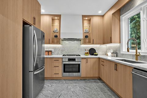 Photo 15 at 162 Byng Avenue, Willowdale East, Toronto