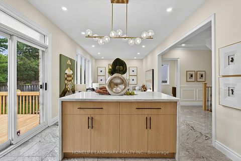 Photo 17 at 162 Byng Avenue, Willowdale East, Toronto