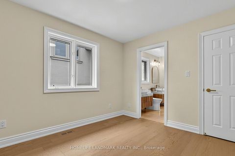 Photo 30 at 162 Byng Avenue, Willowdale East, Toronto