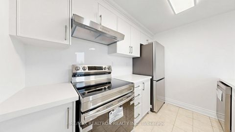Photo 16 at 806 - 456 College Street, Little Italy, Toronto