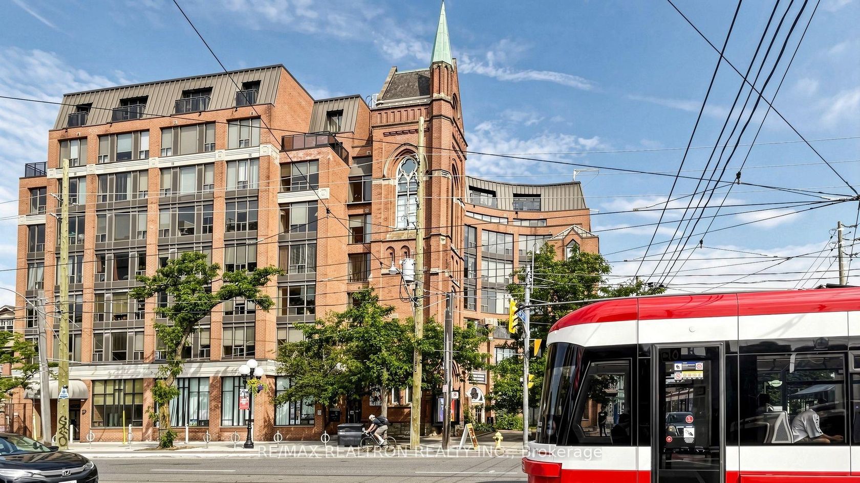 806 - 456 College Street, Little Italy, Toronto photo number 2