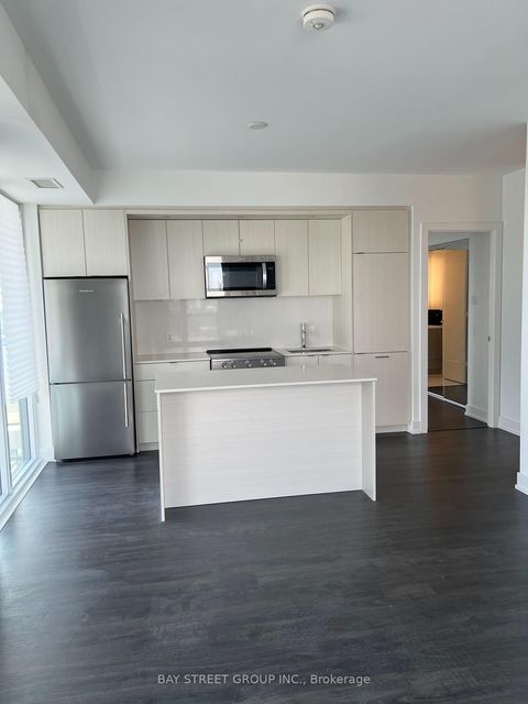 Photo 7 at 2304 - 30 Inn on the Park Drive, Don Mills, Toronto