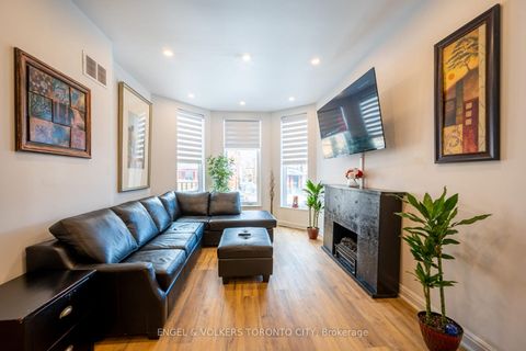 Photo 5 at 298 Seaton Street, South St. James Town, Toronto