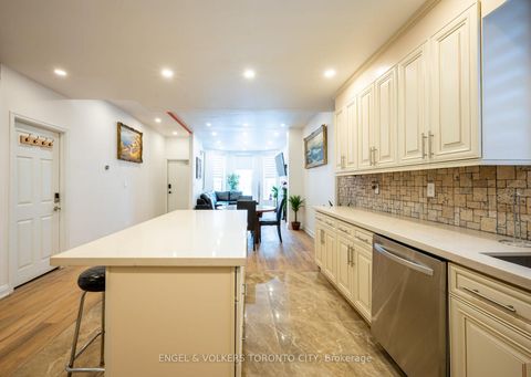Photo 6 at 298 Seaton Street, South St. James Town, Toronto