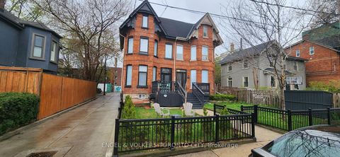 Photo 13 at 298 Seaton Street, South St. James Town, Toronto