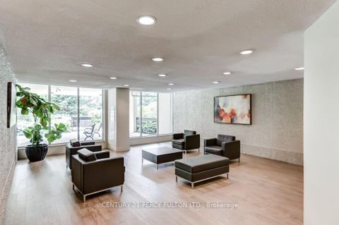 Photo 3 at 1406 - 299 Mill Road, Markland Wood, Toronto