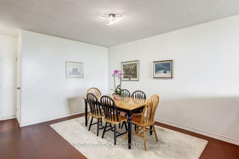 Photo 7 at 1406 - 299 Mill Road, Markland Wood, Toronto