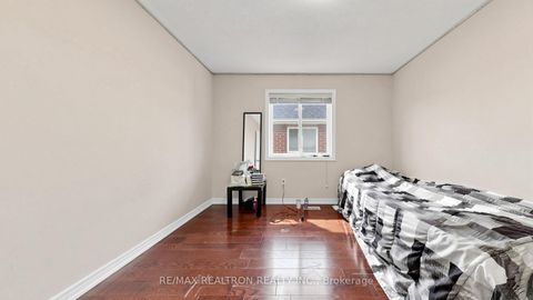 Photo 27 at 13 Quietbrook Crescent, Rouge E11, Toronto