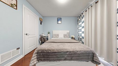 Photo 29 at 13 Quietbrook Crescent, Rouge E11, Toronto