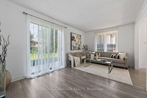 Photo 9 at 6 Damascus Drive, Clairville, Toronto